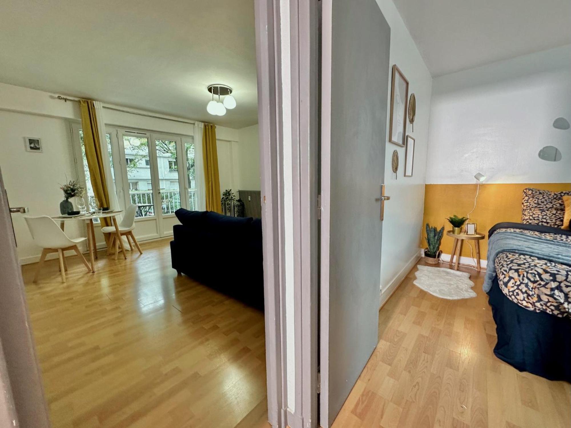 Appartement Le Bleu Soleil - A 2 Min Du Metro - 7 Min De Paris à Maisons-Alfort Extérieur photo